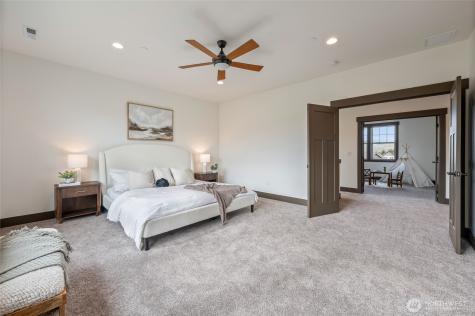 2516 Plateau Drive East Wenatchee WA 98802