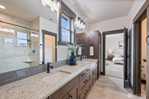 2516 Plateau Drive East Wenatchee WA 98802