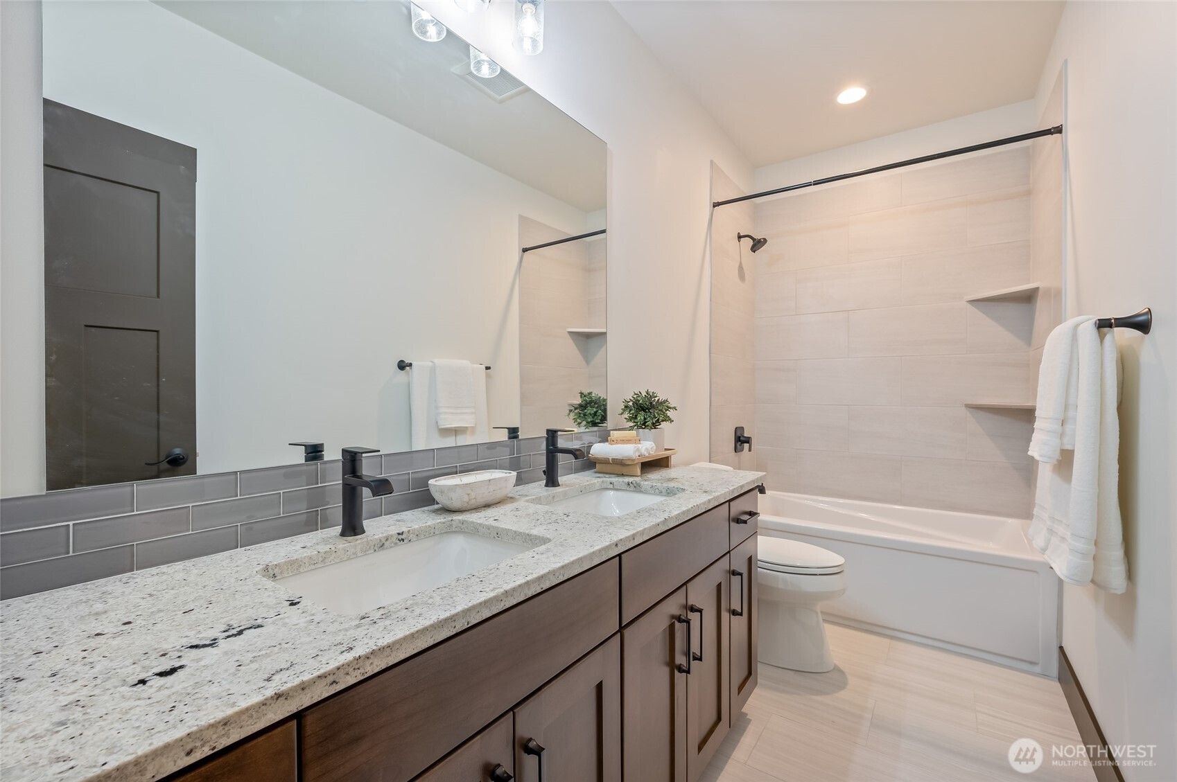 2516 Plateau Drive East Wenatchee WA 98802
