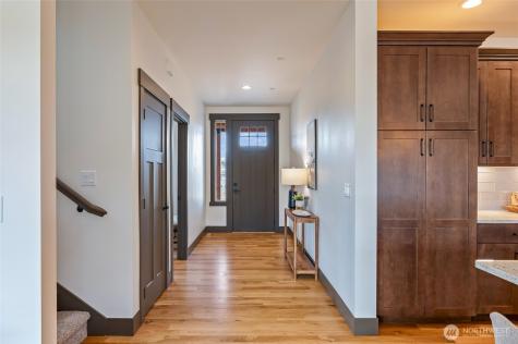 2516 Plateau Drive East Wenatchee WA 98802