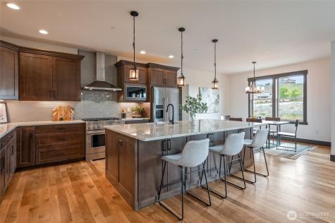2516 Plateau Drive East Wenatchee WA 98802