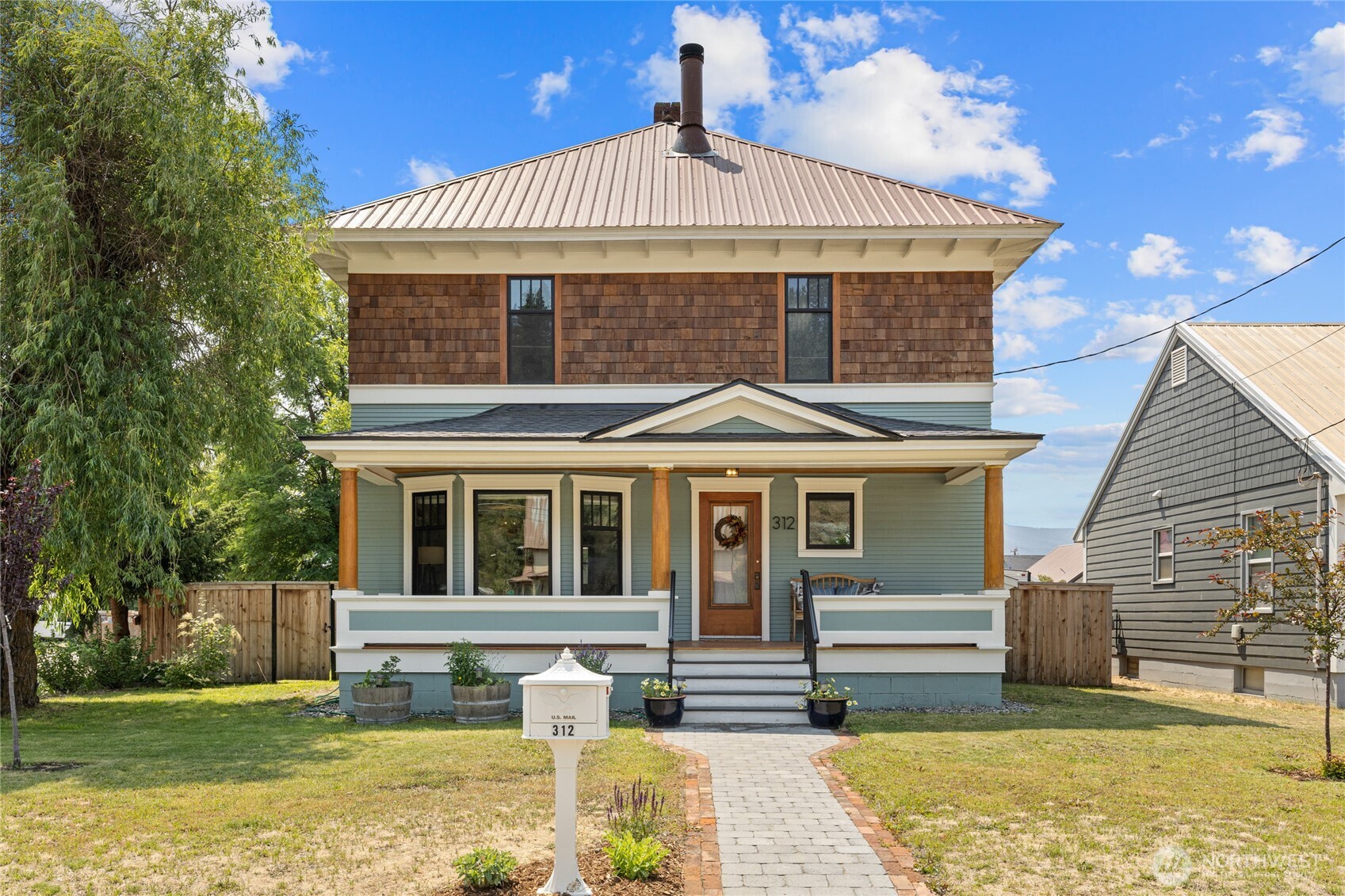 312 E 3rd Street Cle Elum WA 98922
