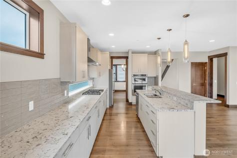 25212 138th Place SE Kent WA 98042