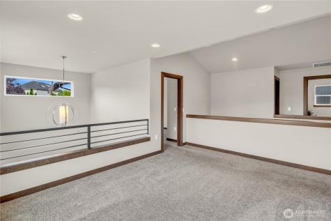 25212 138th Place SE Kent WA 98042