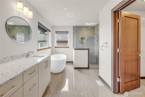 25212 138th Place SE Kent WA 98042