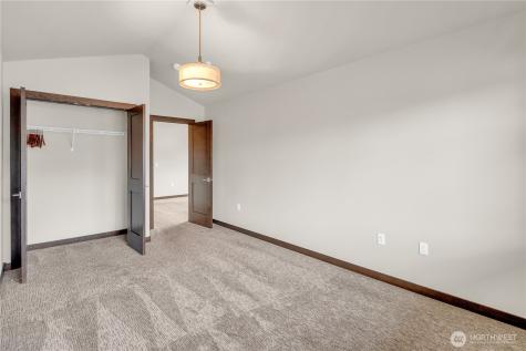 25212 138th Place SE Kent WA 98042