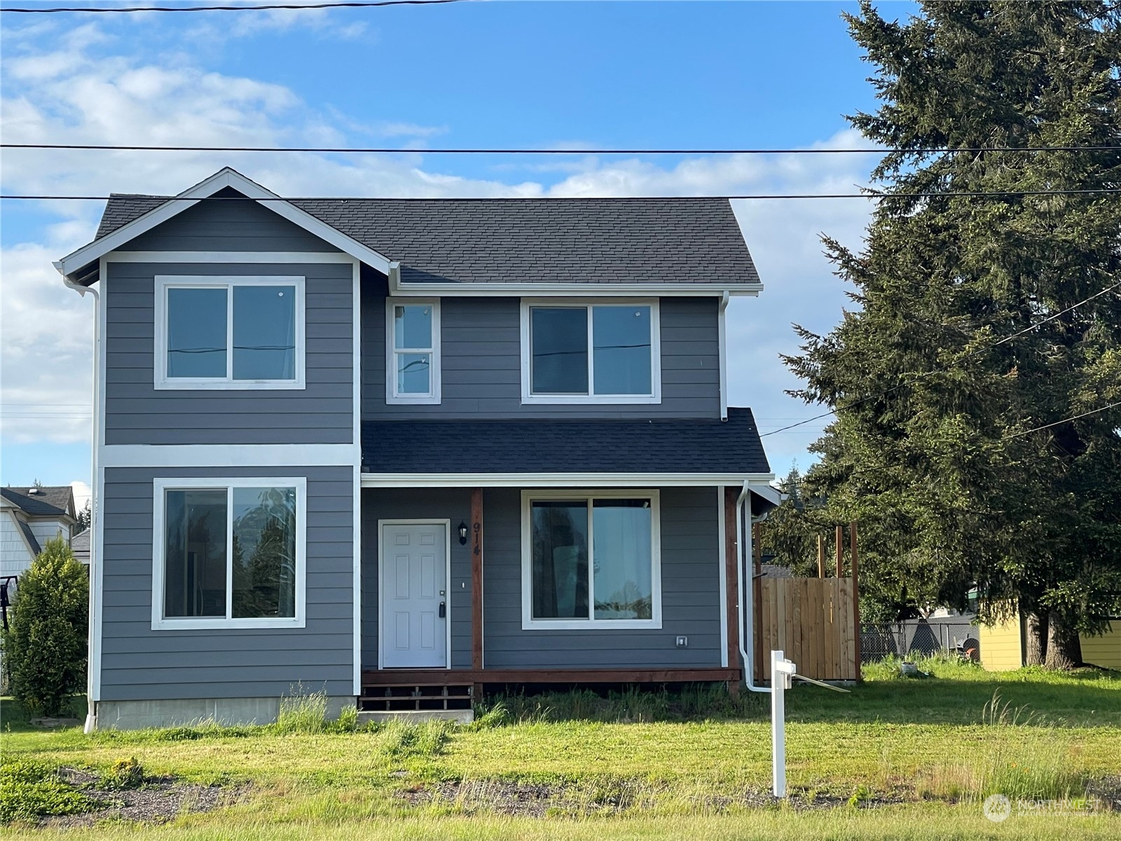 914 W Main Street Elma WA 98541