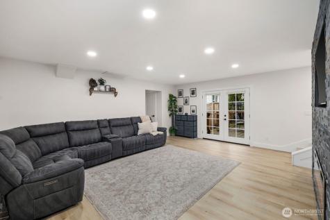 1622 95th Avenue NE Lake Stevens WA 98258