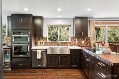 27495 Parcells Road NE Kingston WA 98346