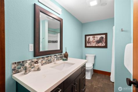 27495 Parcells Road NE Kingston WA 98346
