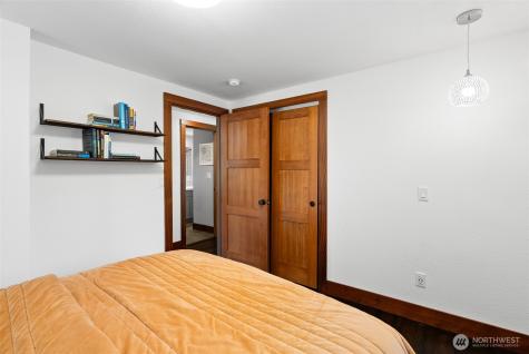 27495 Parcells Road NE Kingston WA 98346
