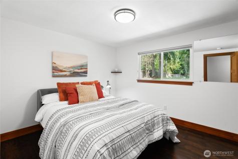 27495 Parcells Road NE Kingston WA 98346