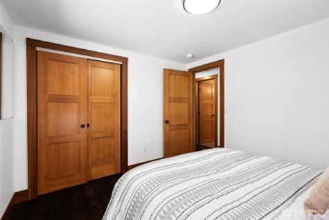 27495 Parcells Road NE Kingston WA 98346