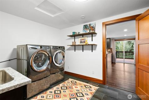 27495 Parcells Road NE Kingston WA 98346