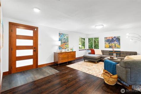 27495 Parcells Road NE Kingston WA 98346