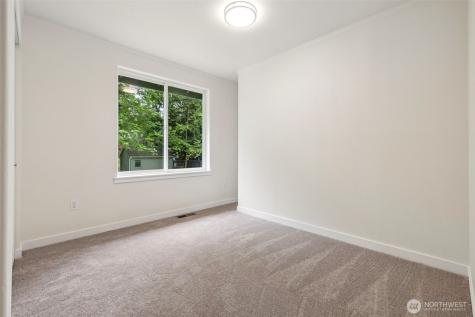 20447 SE 157th Street Renton WA 98059