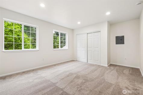 20447 SE 157th Street Renton WA 98059