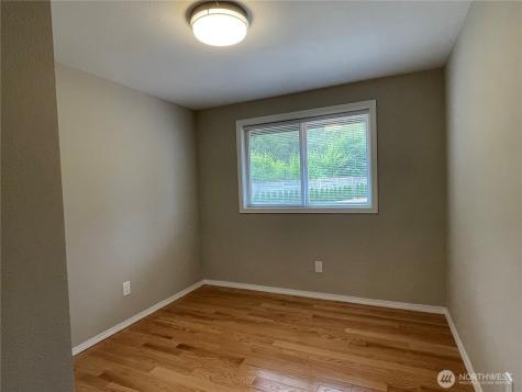 1988 Cascade View Drive Camano Island WA 98282