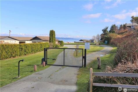 1988 Cascade View Drive Camano Island WA 98282