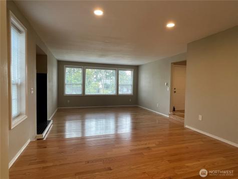 1988 Cascade View Drive Camano Island WA 98282