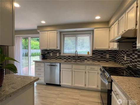 1988 Cascade View Drive Camano Island WA 98282