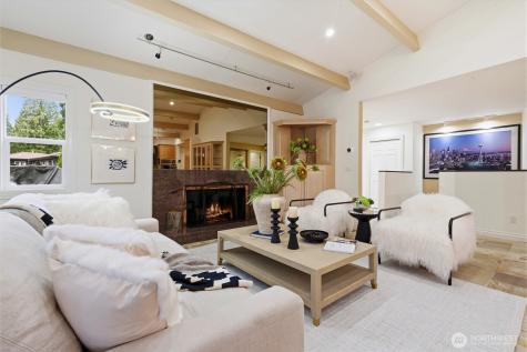 16605 SE 34th Street Bellevue WA 98008