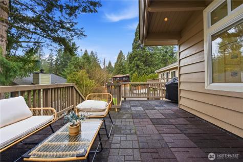 16605 SE 34th Street Bellevue WA 98008