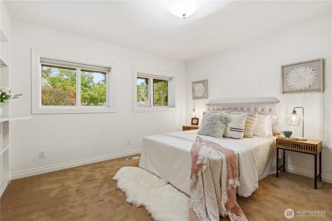 16605 SE 34th Street Bellevue WA 98008