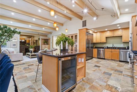 16605 SE 34th Street Bellevue WA 98008