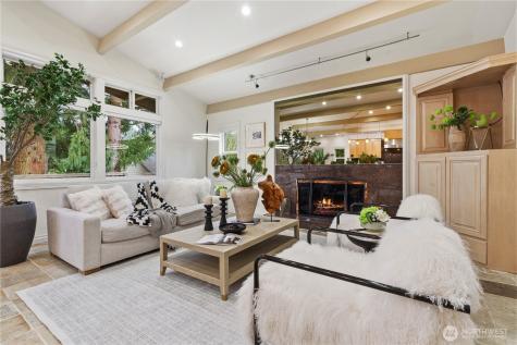 16605 SE 34th Street Bellevue WA 98008