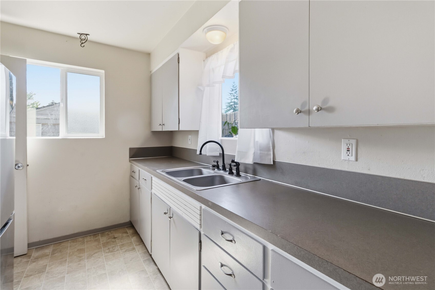 356 28th Avenue Longview WA 98632