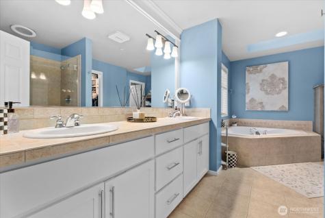 8907 NE 152nd Place Bothell WA 98011