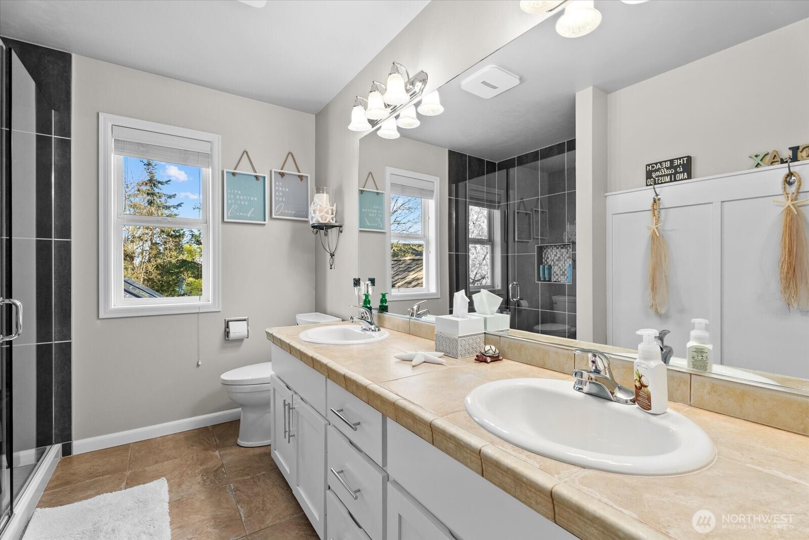 8907 NE 152nd Place Bothell WA 98011