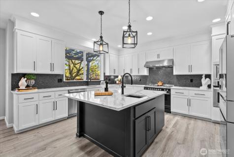 8907 NE 152nd Place Bothell WA 98011