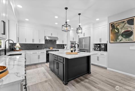8907 NE 152nd Place Bothell WA 98011