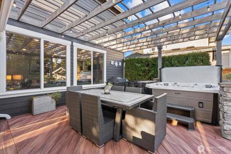 8907 NE 152nd Place Bothell WA 98011