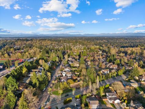 8907 NE 152nd Place Bothell WA 98011