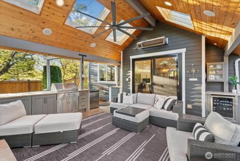 8907 NE 152nd Place Bothell WA 98011