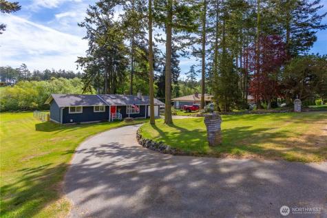 1986 Peacock Lane Oak Harbor WA 98277
