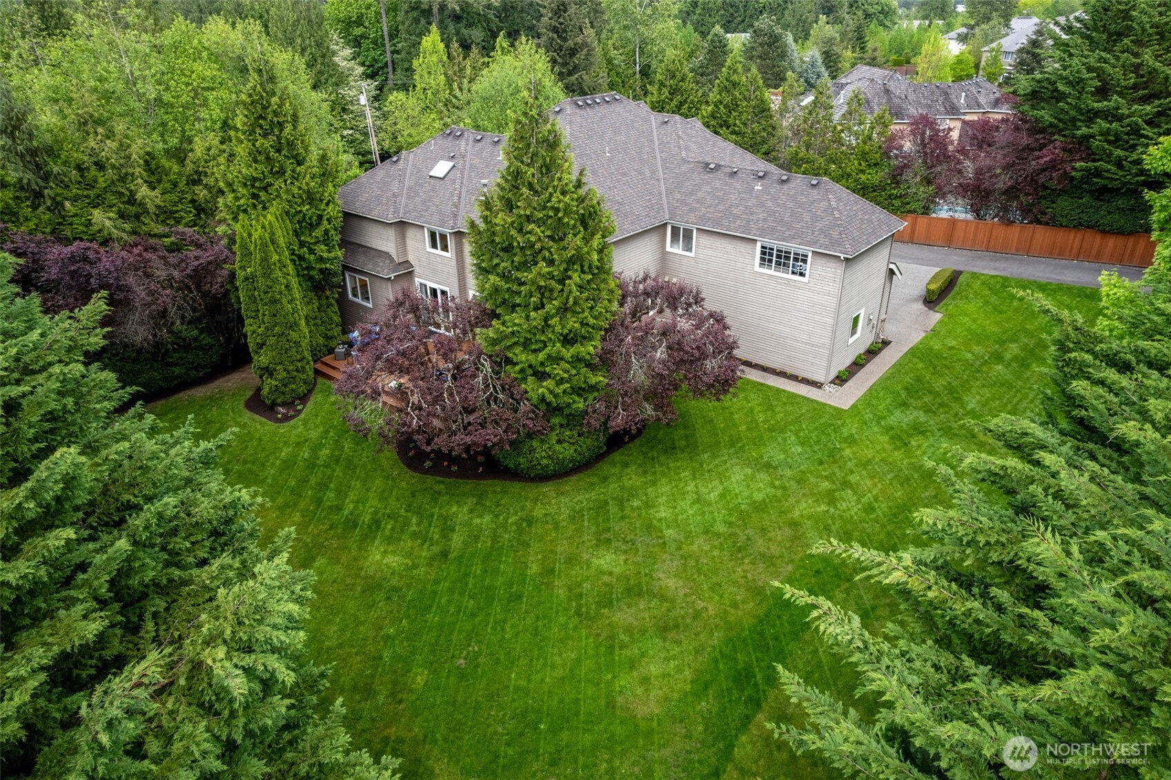 22431 SE 30th Street Sammamish WA 98075