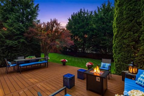 22431 SE 30th Street Sammamish WA 98075