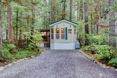 300 Schinn Canyon Drive Deming WA 98244