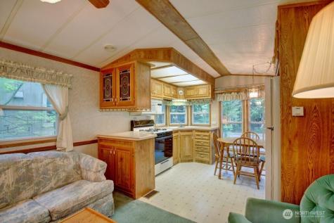300 Schinn Canyon Drive Deming WA 98244