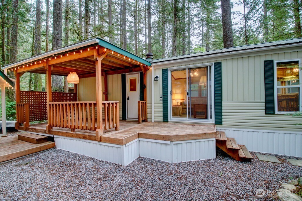 300 Schinn Canyon Drive Deming WA 98244