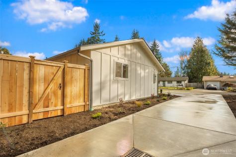 8708 NE 140th Street Kirkland WA 98034
