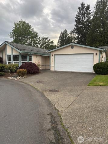 8806 60th Avenue E Puyallup WA 98371