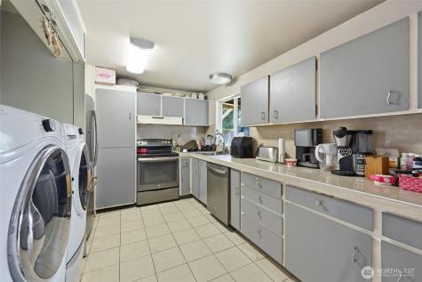 6130 87th Street NE Marysville WA 98270
