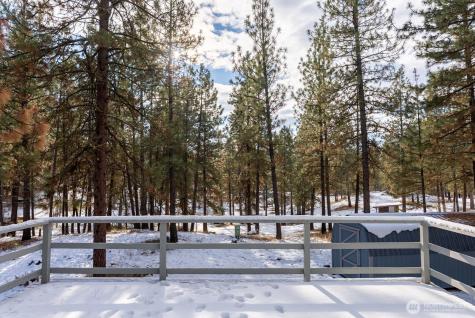 5 Chase Road S Winthrop WA 98862