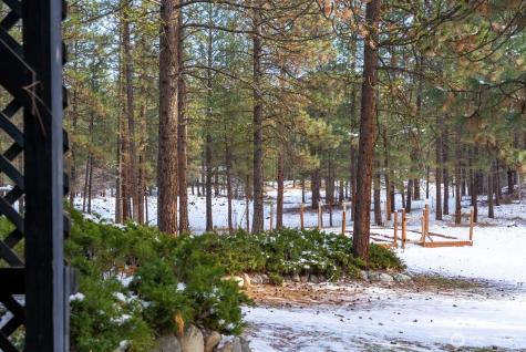 5 Chase Road S Winthrop WA 98862