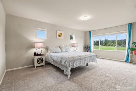 1304 32nd Street NW Puyallup WA 98371